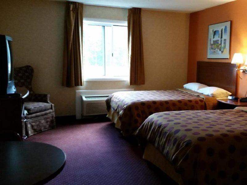 Americas Best Value Inn Foxboro Foxborough Exterior photo