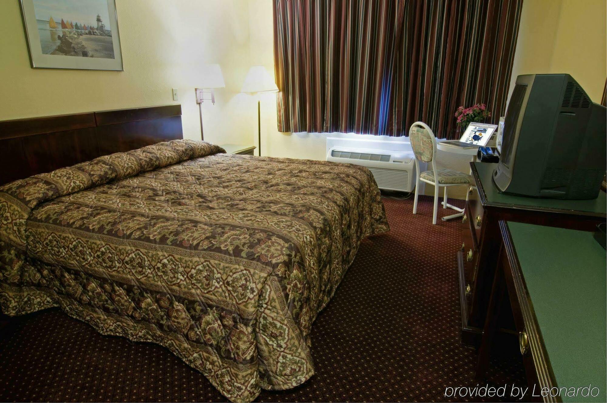 Americas Best Value Inn Foxboro Foxborough Room photo